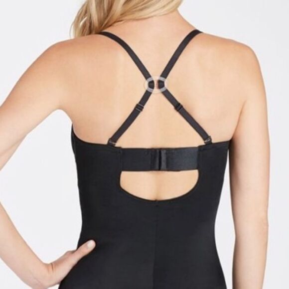 NEW- SPANX Suit your fancy shapewear bodysuit. - Picture 5 of 8